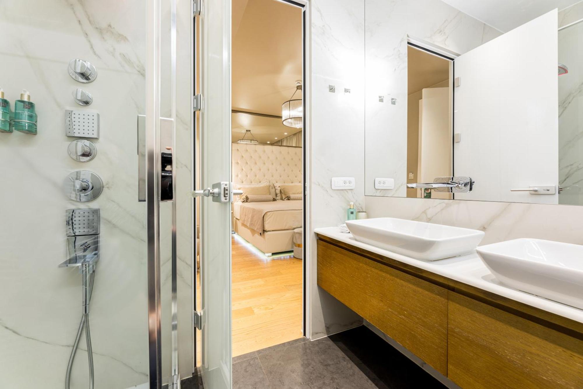 Luxury Rooms Fortuna Сплит Екстериор снимка